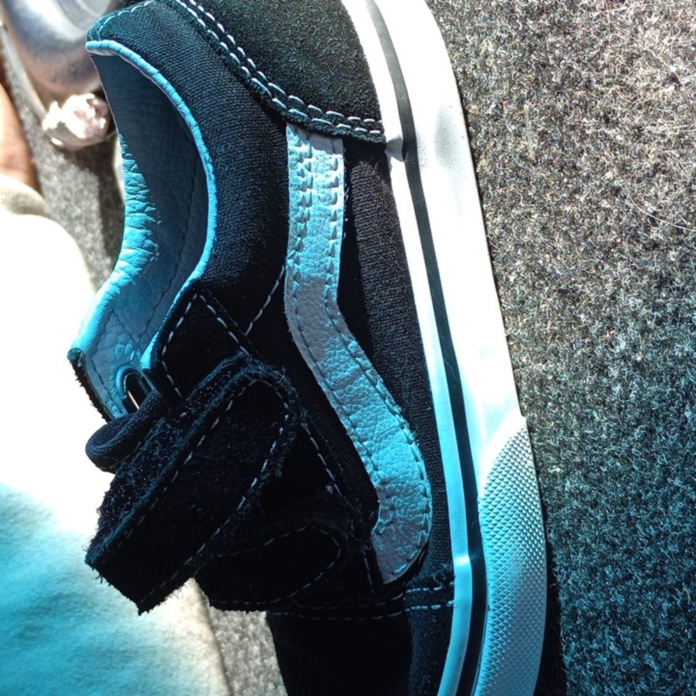 Kids shoes